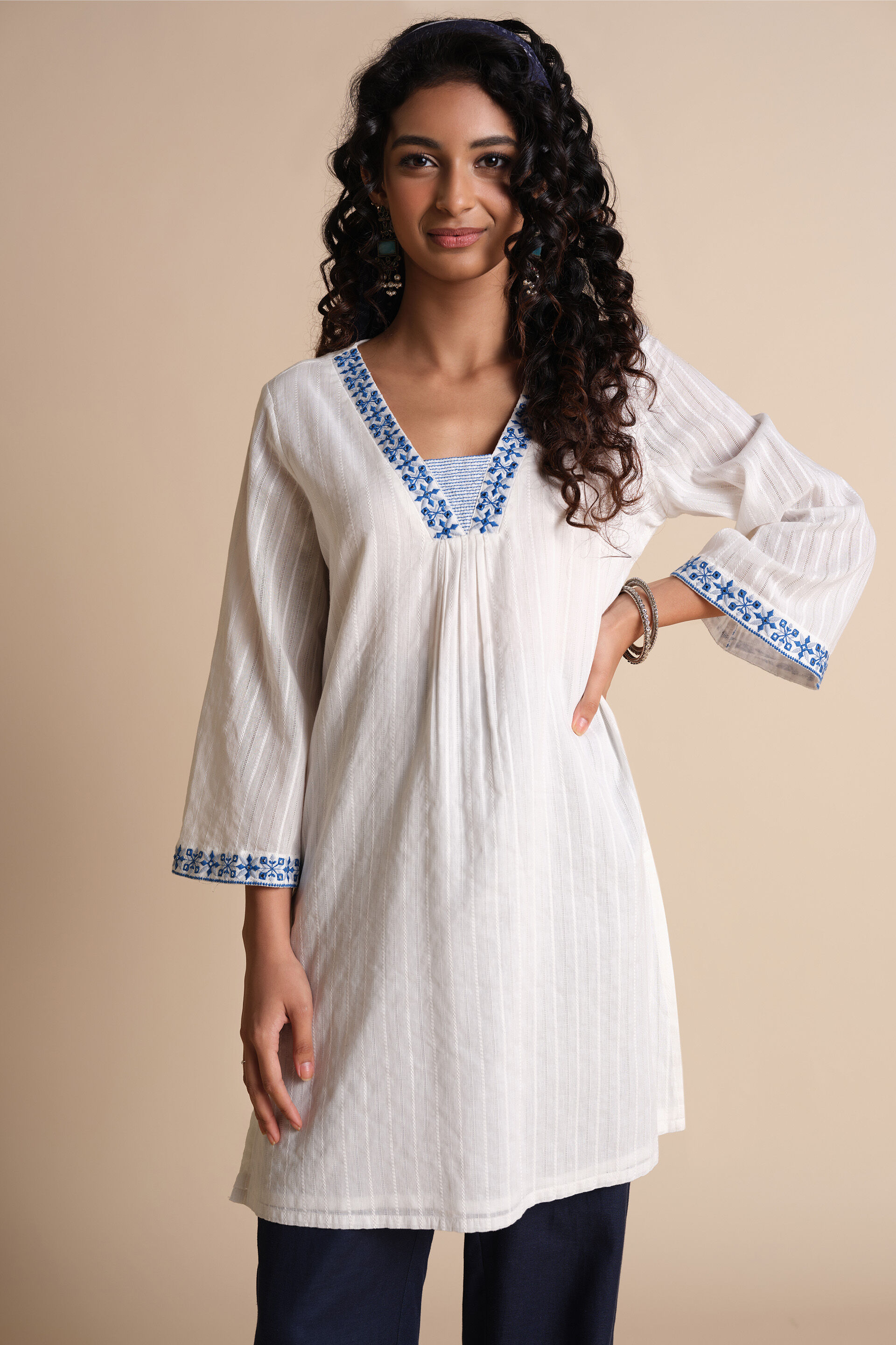 Suhana Noor Tunic, White, image 3